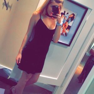 black pacsun dress